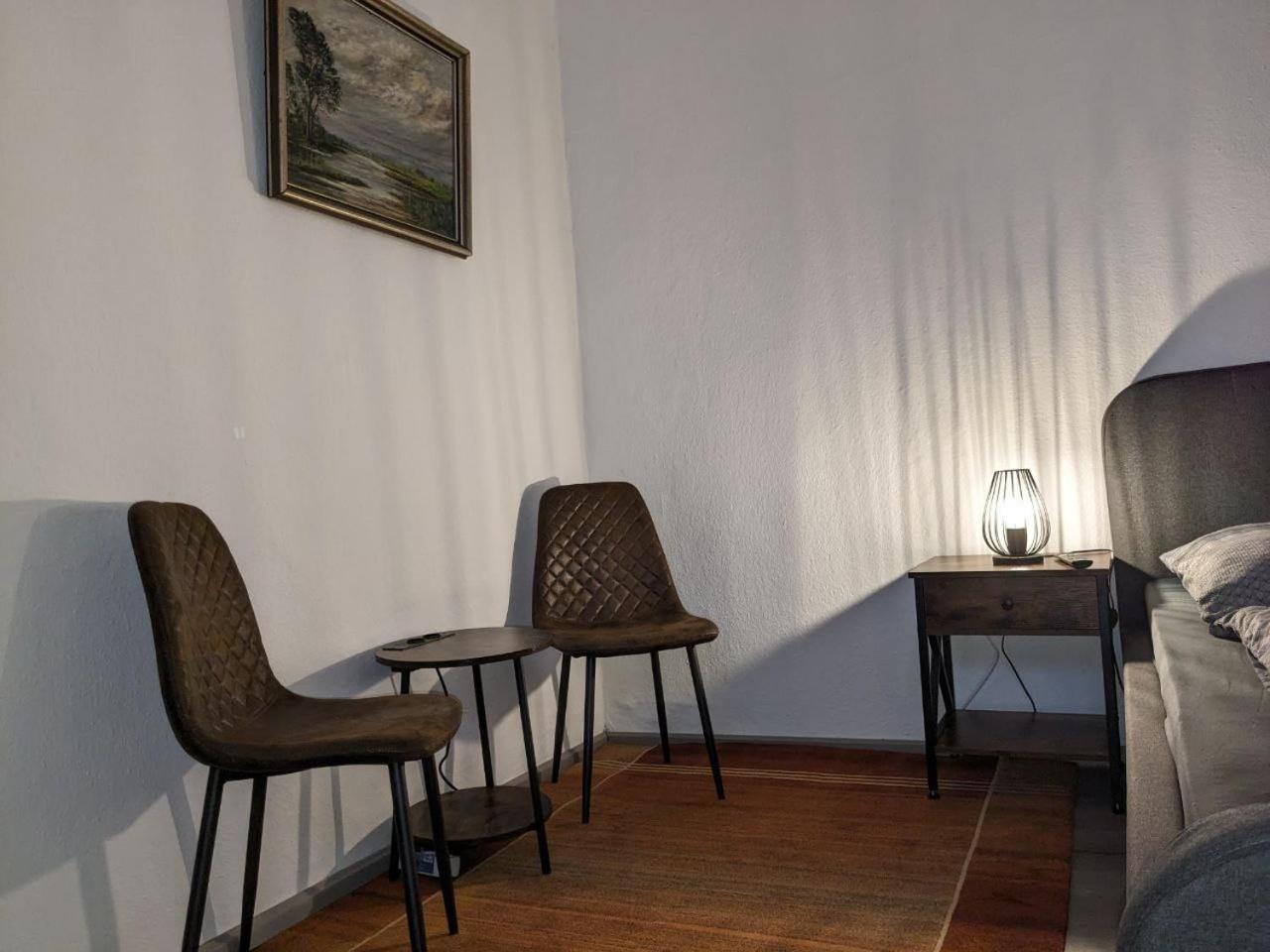 Gasthaus "Zum Goldenen Ross" Uhlstädt エクステリア 写真